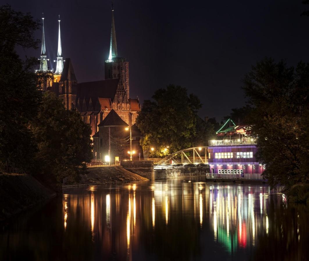 Schronisko Na Wyspie Hostel Wrocław Buitenkant foto