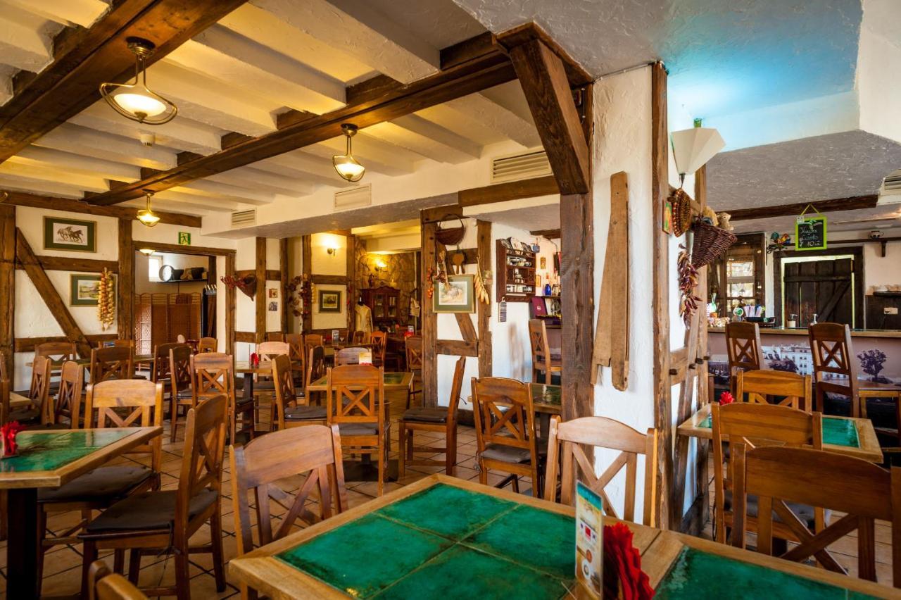 Schronisko Na Wyspie Hostel Wrocław Buitenkant foto